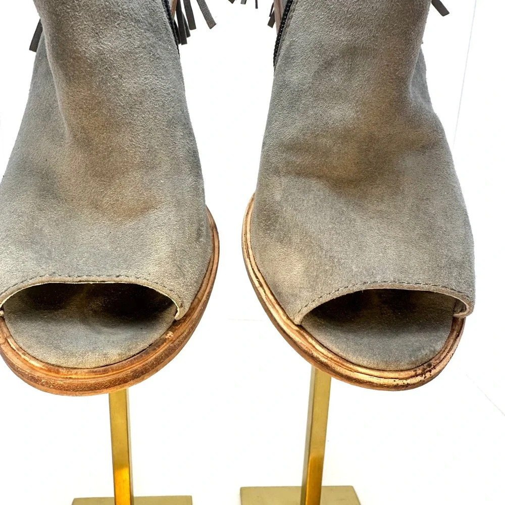 Vince Camuto vince camuto